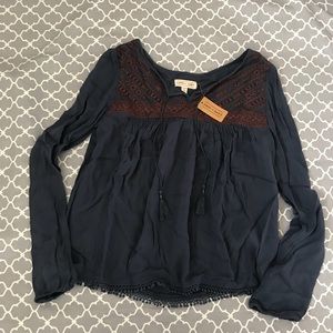 Cape Juby Embroidered peasant Top